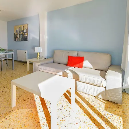 Apartment Canet Beach Canet De Mar